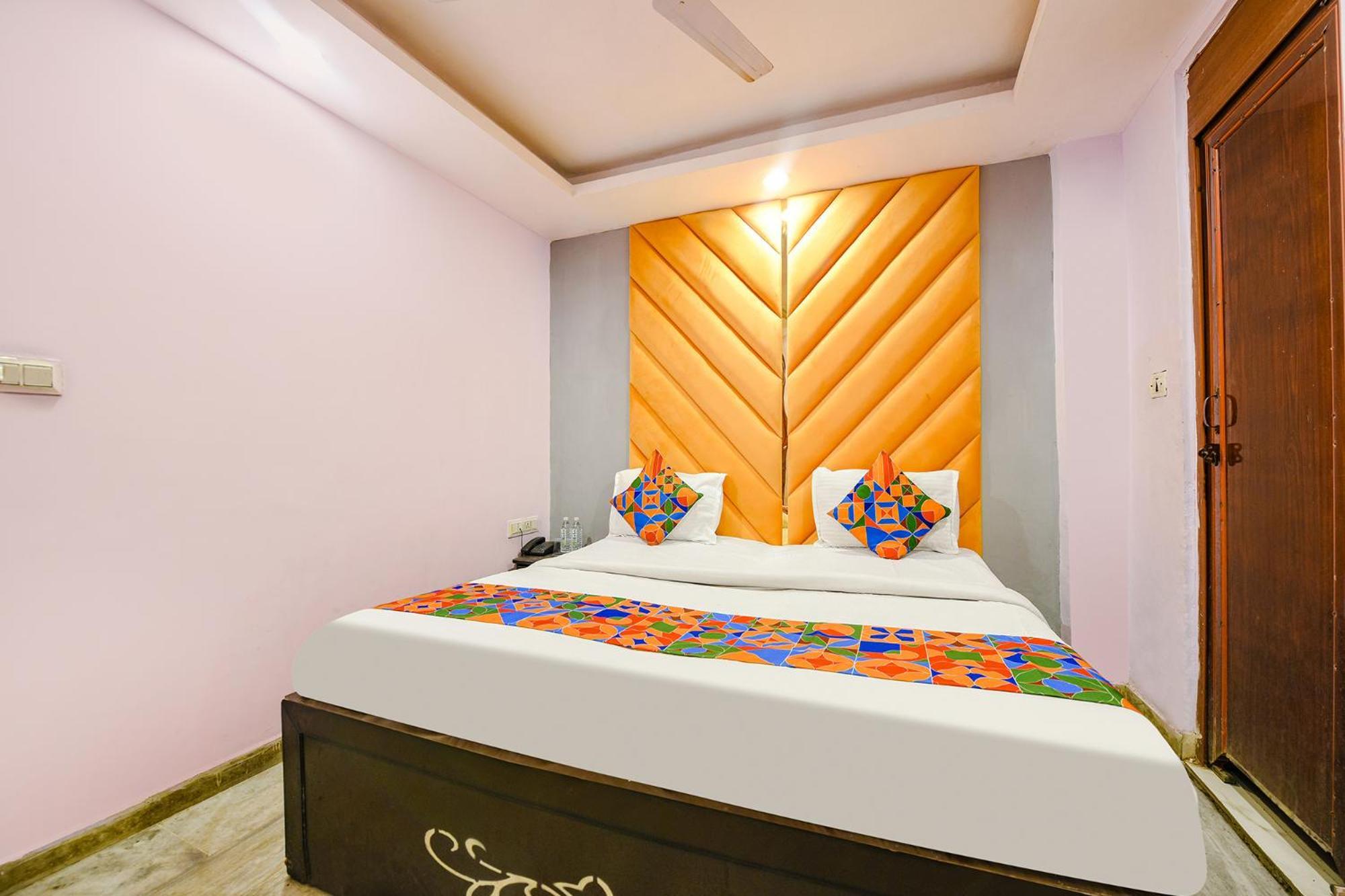 Hotel OYO 28624 A K Continental Neu-Delhi Exterior foto